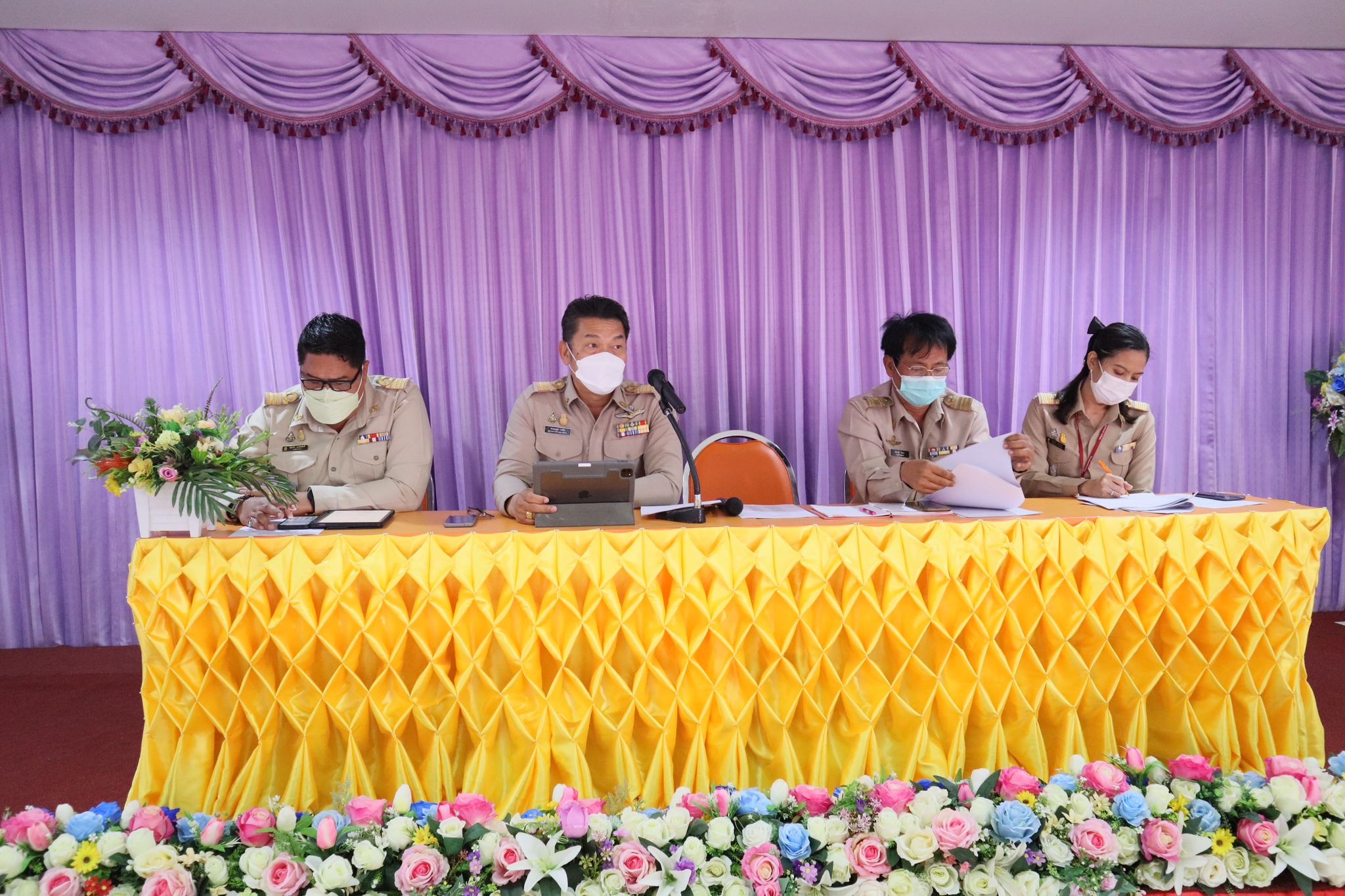 ประชุมคณะครู