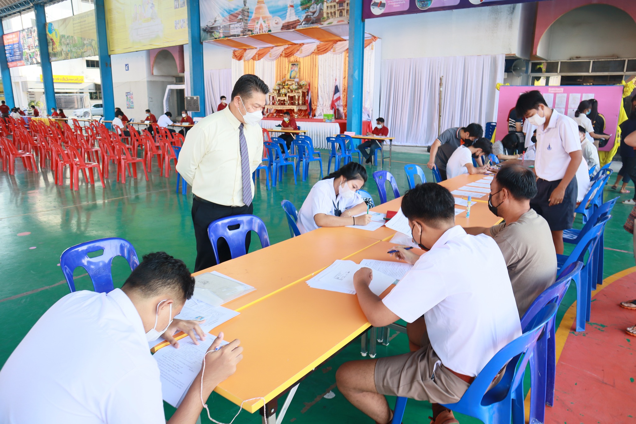 การรับมอบตัว