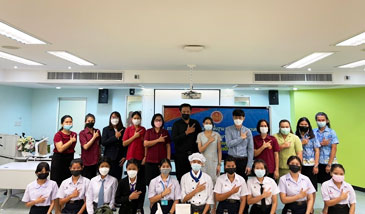 การแข่งขันการพูดในที่สาธารณะเป็นภาษาอังกฤษ และการพูดสาธิตภาษาอังกฤษ