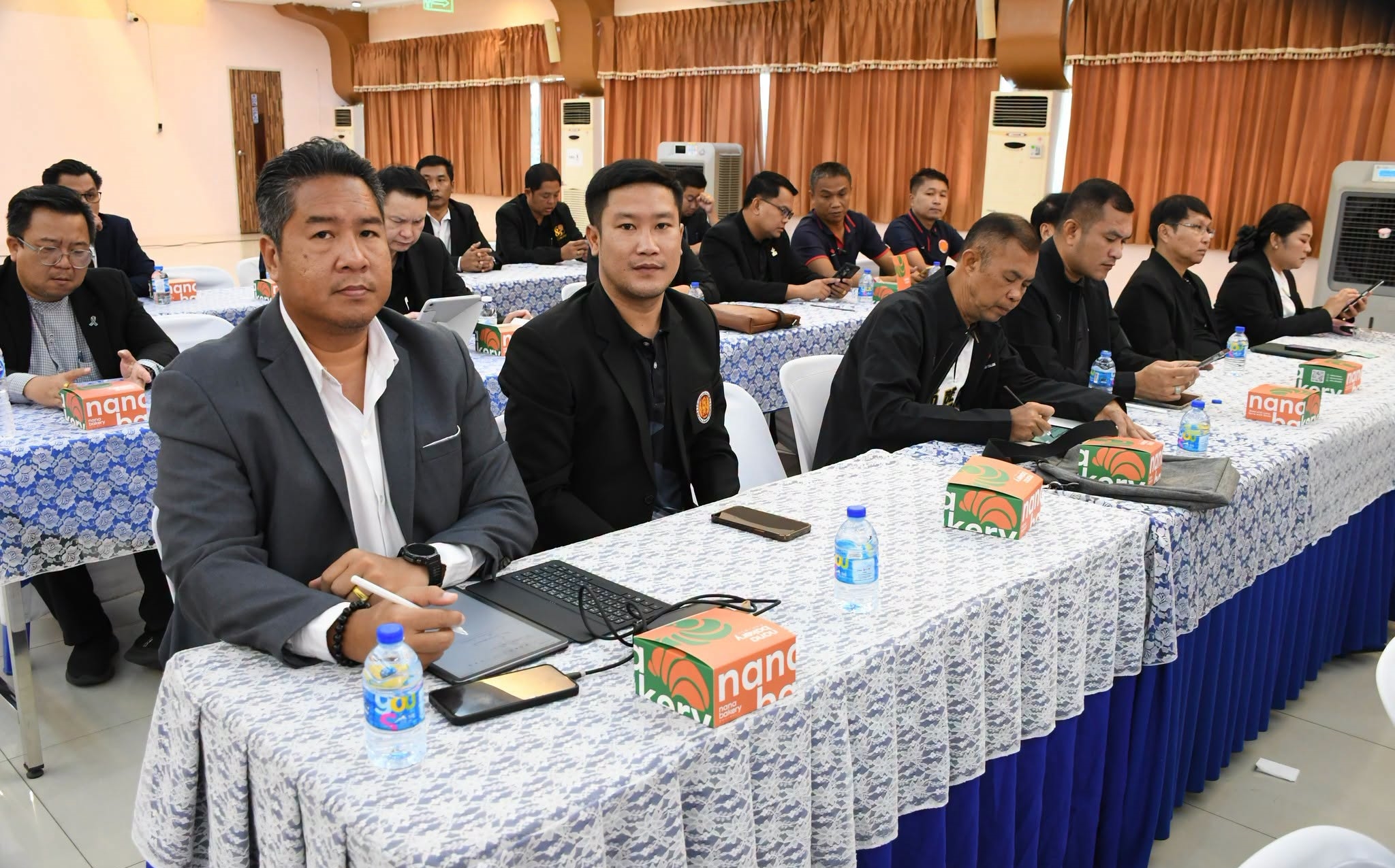 ร่วมประชุมทบทวน