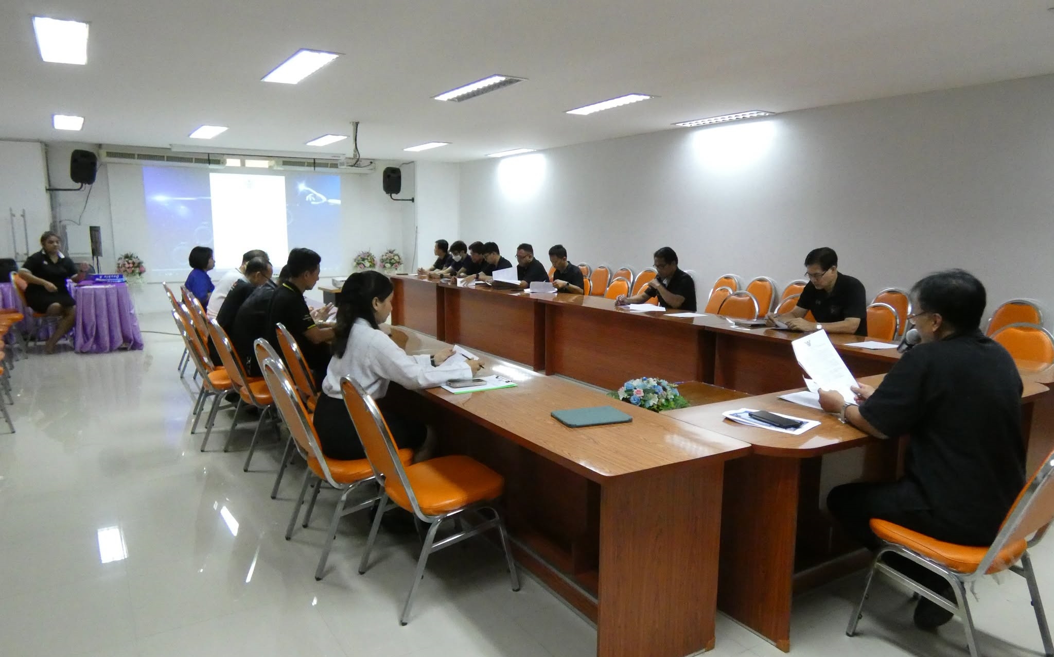 ประชุมขับเคลื่อน