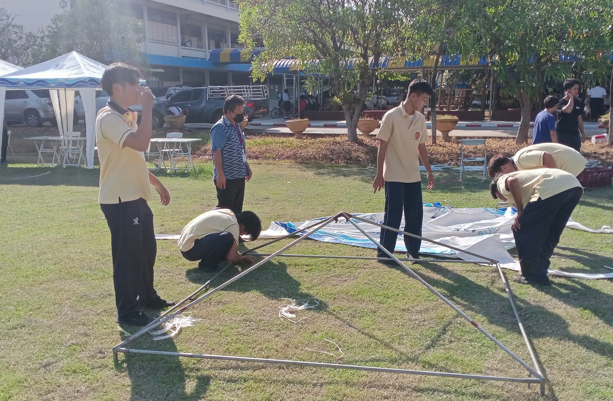 นำนักเรียน จิตอาสา