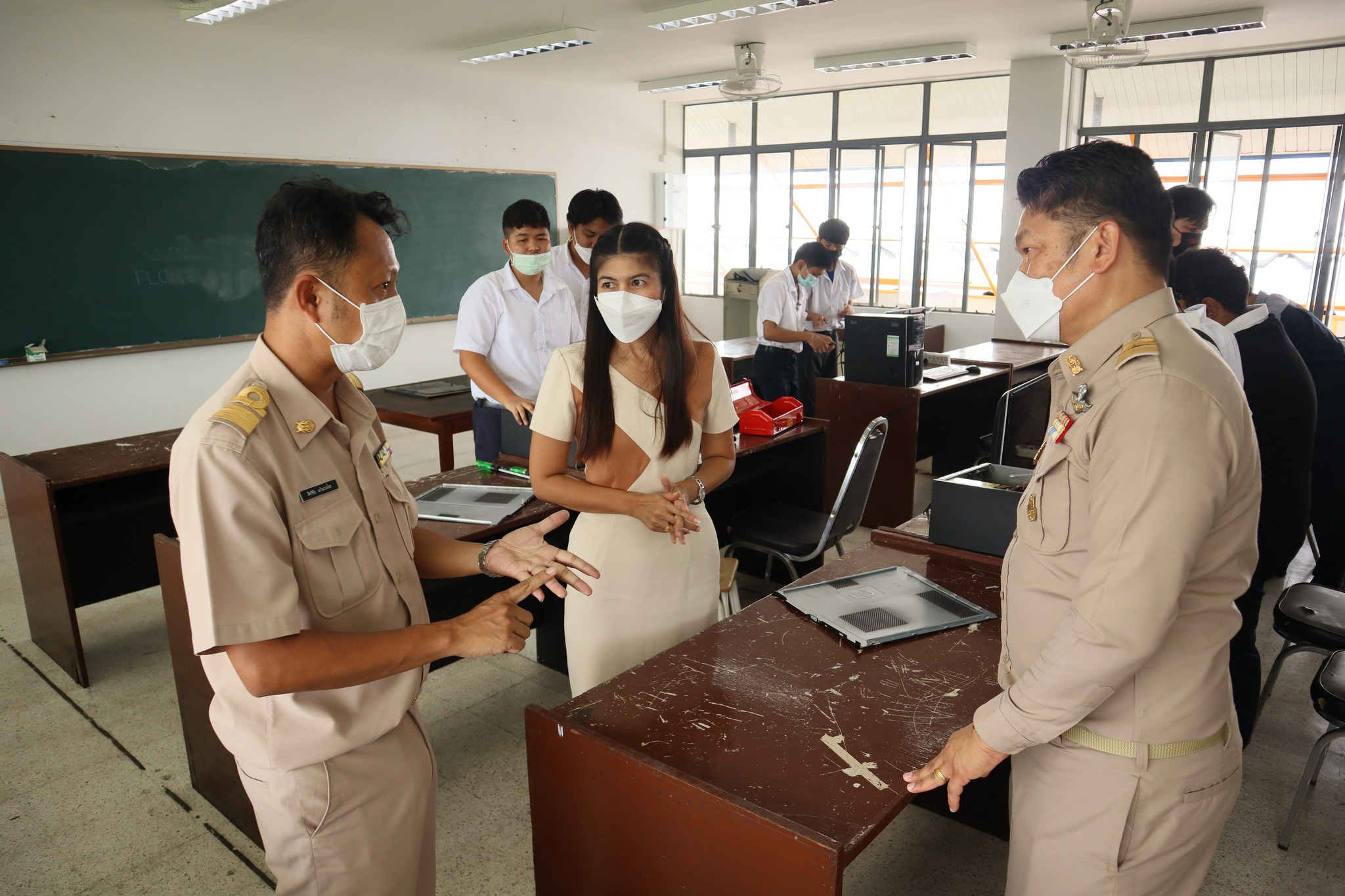 เข้าประเมินแผนกวิชาและสาขาวิชา